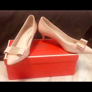 Coach Astor Patent Leather Peach Rose 5.5M Heels